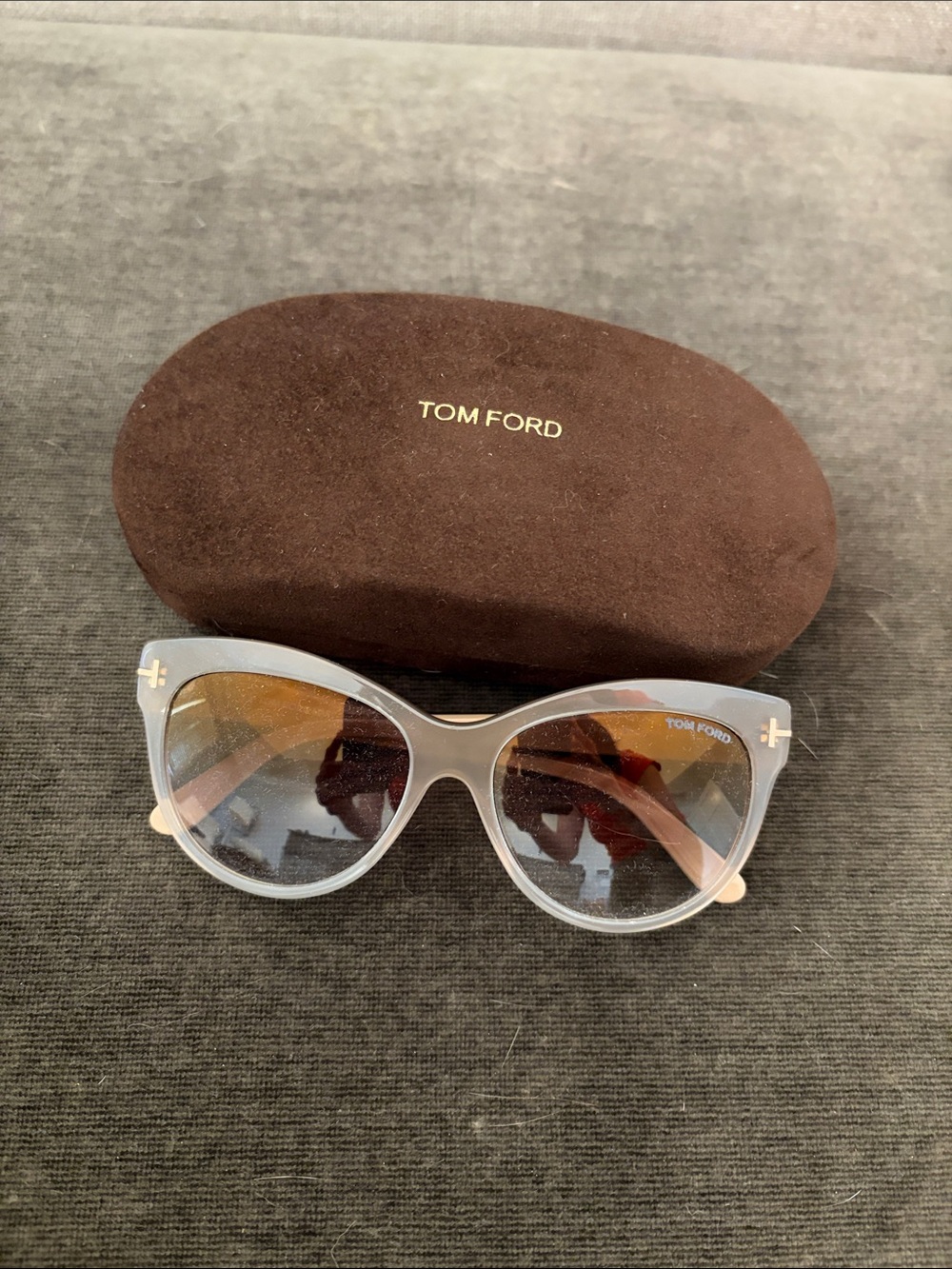 New in case but WOT Tom Ford Women's Light Gray Gradient Sunglasses